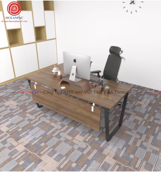 Bàn Quản Lý Trapezoid Concept Chân Sắt Hộp Sơn Tĩnh Điện.